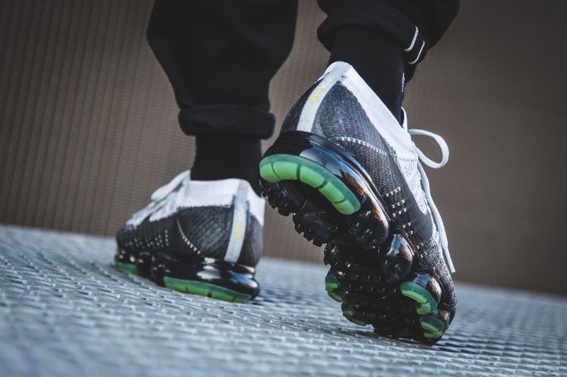 Nike vapormax outlet heritage